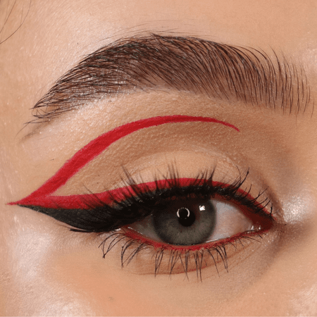 bold graphic eyeliner