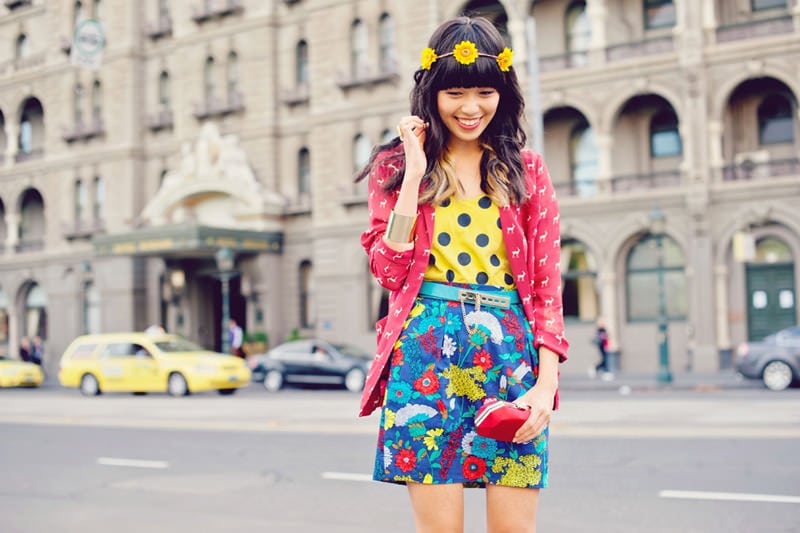 clashing prints outfit
