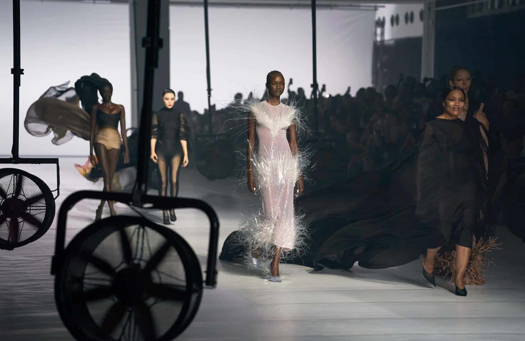 paris haute couture show