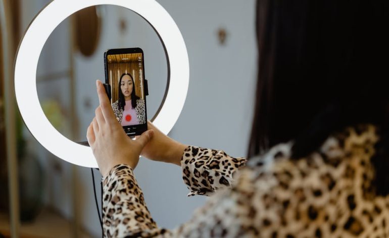 TikTok Holiday Fashion Trends