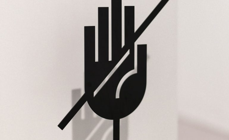 Earthy neutral fashion