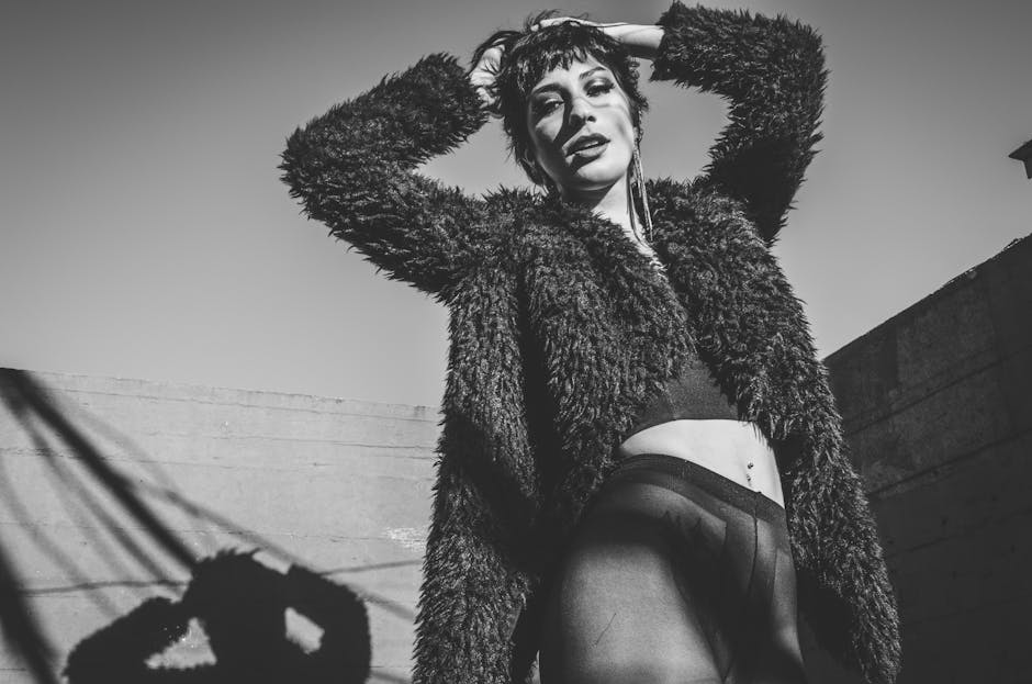 Faux fur shoulder bag