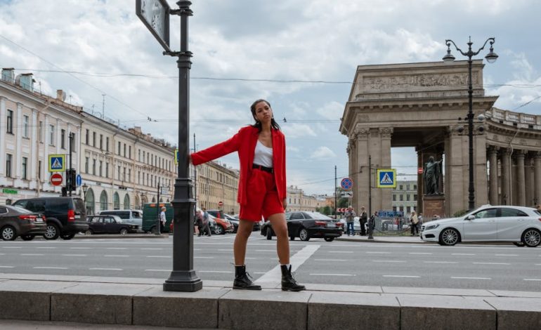 European spring fashion street style