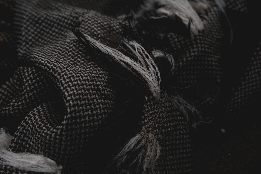 Raw Linen’s Moment: Designers Embrace Unfussy Textures