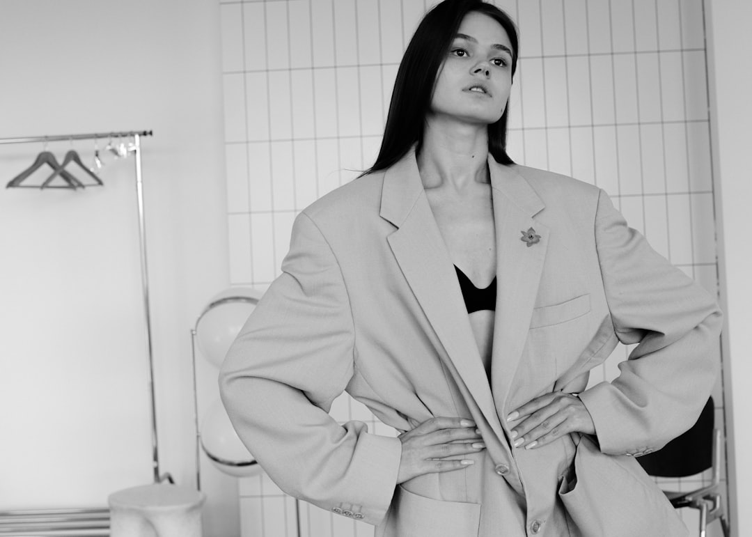 Minimalist embroidered blazer