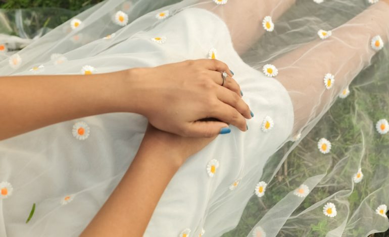 Spring Mesh Layering: Your Guide to Effortless 2026 Style