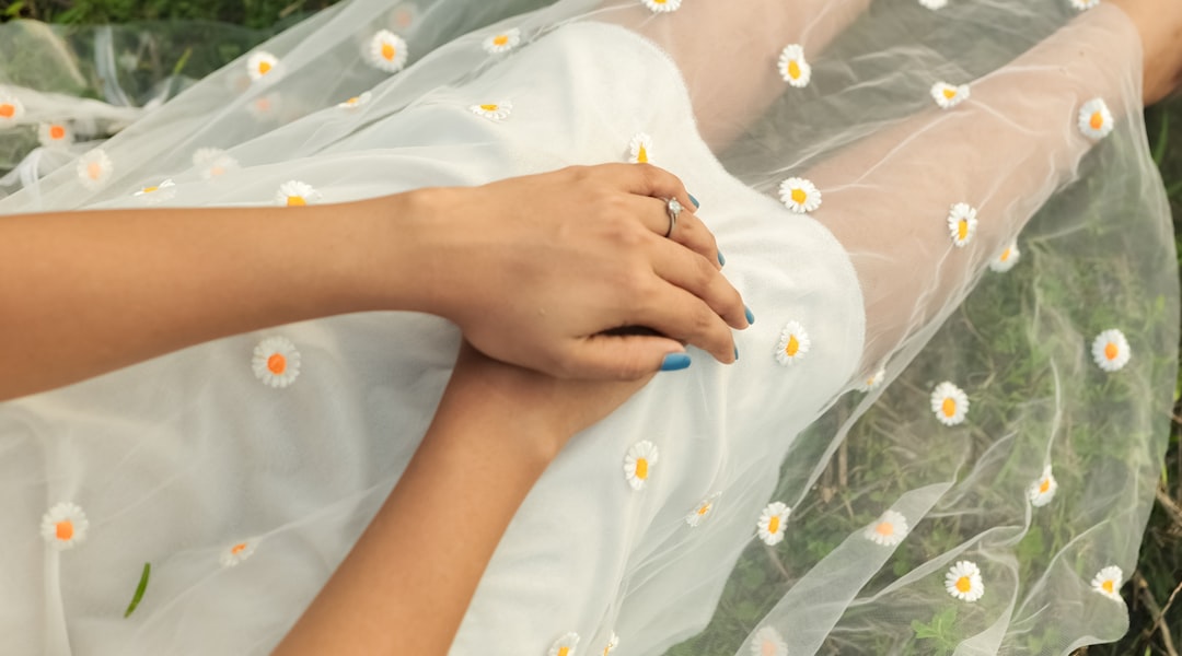 Spring Mesh Layering: Your Guide to Effortless 2026 Style